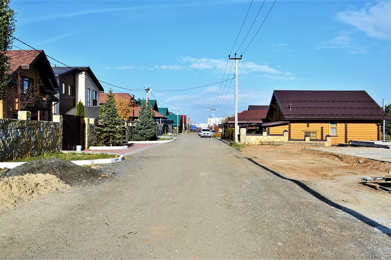 Гора Зелёная (Шерегеш) — снежные ели, склон, подъёмник, зимний вид